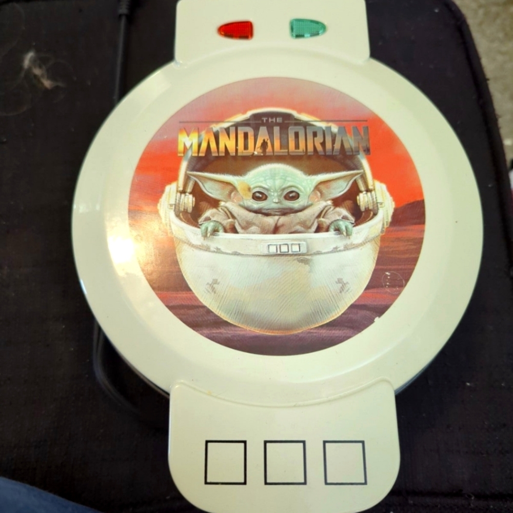 Mandalorian waffle maker